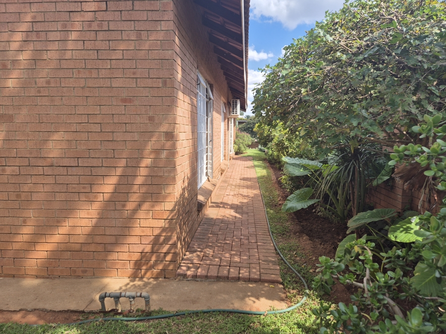 2 Bedroom Property for Sale in Flamwood North West